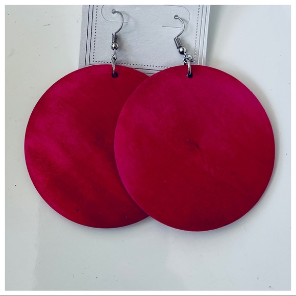 Fabulous and chic round wood ethnic earrings - Picture 3 of 8